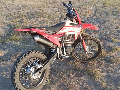 2025 JHL ELX300, красный, 145000 рублей, вид 3