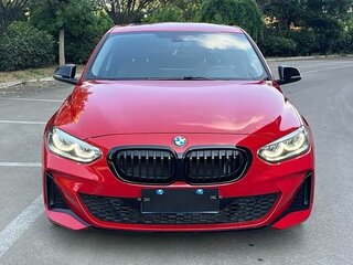 2022 BMW 1 серии 120i III (F52) Рестайлинг, пурпурный, 1715000 рублей, вид 2