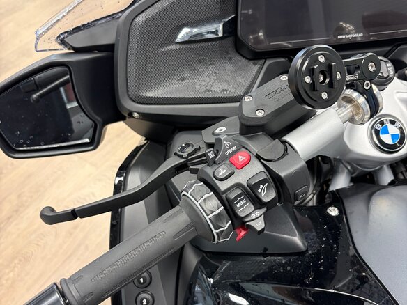 2023 BMW R 1250 RT, чёрный, 3000000 рублей - вид 11