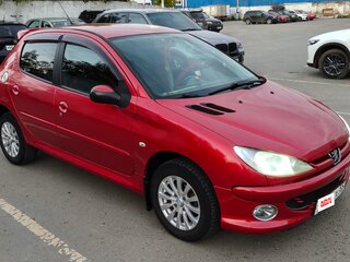 2006 Peugeot 206, красный, 400000 рублей, вид 1
