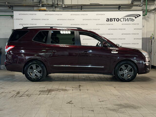 2014 SsangYong Stavic, красный, 1249000 рублей, вид 4