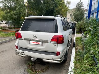 2015 Toyota Land Cruiser 200 Series Рестайлинг 1, белый, 4750000 рублей, вид 2