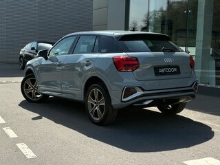 2025 Audi Q2 35 TFSI I Рестайлинг, серый, 4050000 рублей, вид 3