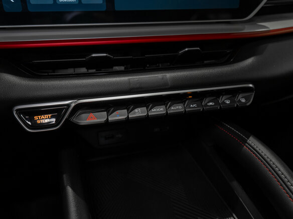 2024 Geely Coolray (Binyue Cool) I Рестайлинг, белый, 2095000 рублей - вид 15