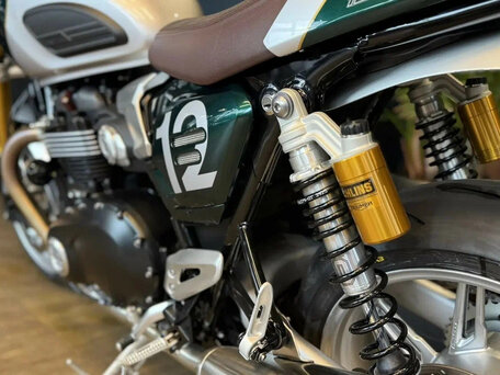2026 Triumph Speed Twin, зелёный, 2560000 рублей, вид 5
