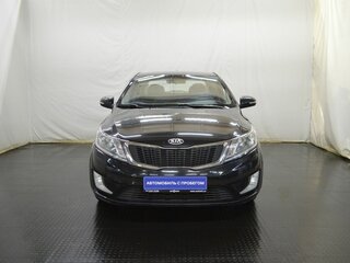 2013 Kia Rio 4-speed III, чёрный, 714000 рублей, вид 2