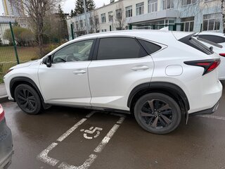 2020 Lexus NX 200 I Рестайлинг, белый, 3900000 рублей, вид 4
