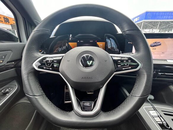 2023 Volkswagen Golf VIII, белый, 1850001 рублей - вид 17
