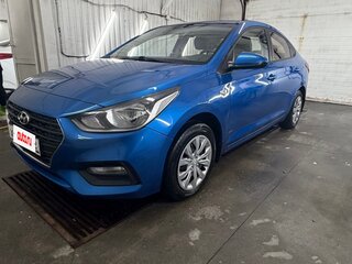 2017 Hyundai Solaris II, синий, 1300000 рублей, вид 1