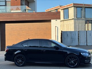 2013 Skoda Octavia III (A7), чёрный, 1550000 рублей, вид 3