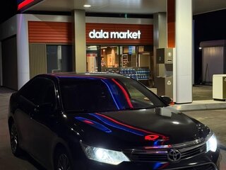 2015 Toyota Camry VII (XV50) Рестайлинг, чёрный, 1400000 рублей, вид 1