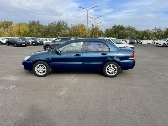 2009 Mitsubishi Lancer Classic IX Рестайлинг, синий, 435000 рублей - вид 4
