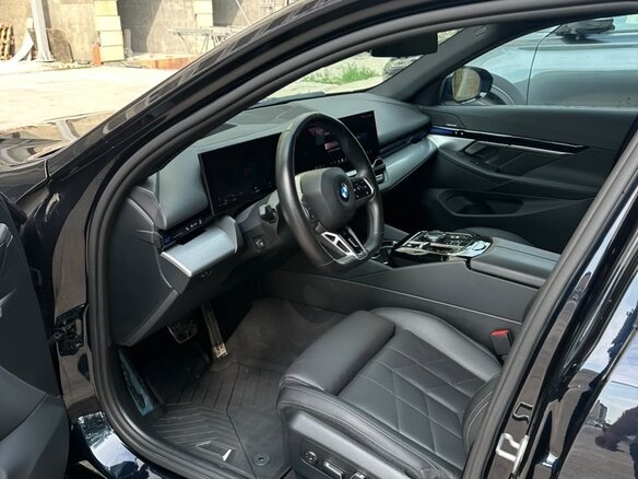 2023 BMW 5 серии 520i VIII (G60/G61/G68), синий, 5700000 рублей - вид 7