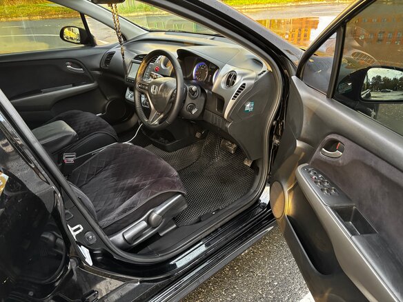 2009 Honda Stream II Рестайлинг, чёрный, 1099000 рублей - вид 10