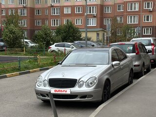 2002 Mercedes-Benz E-Класс 320 III (W211, S211), серебристый, 450000 рублей, вид 1