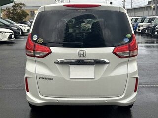 2022 Honda Freed II Рестайлинг, белый, 1194000 рублей, вид 5