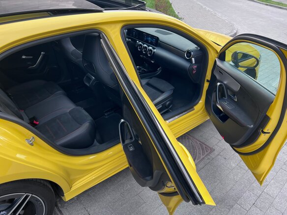 2019 Mercedes-Benz A-Класс 200 IV (W177), жёлтый, 2280000 рублей - вид 29