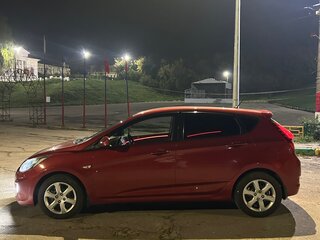 2012 Hyundai Solaris I, красный, 900000 рублей, вид 5