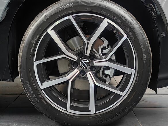 2026 Volkswagen Tavendor I Рестайлинг, серый, 5990000 рублей - вид 10