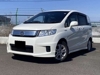 2016 Honda Freed Spike I Рестайлинг 2, белый, 813000 рублей, вид 1