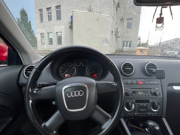 2005 Audi A3 II (8P) Рестайлинг 1, красный, 450000 рублей - вид 6