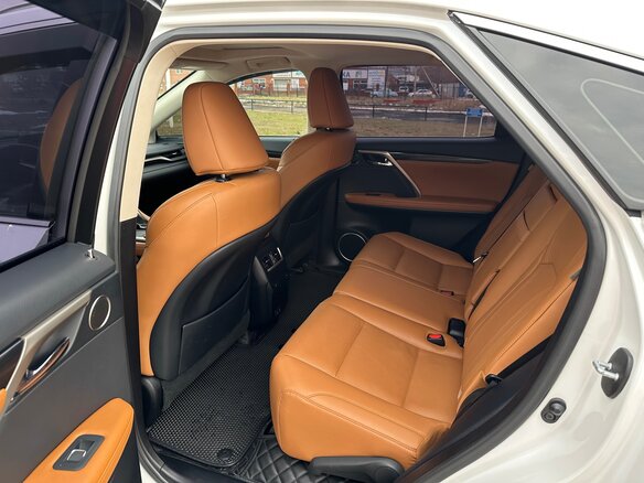 2020 Lexus RX 300 IV Рестайлинг, белый, 4850000 рублей - вид 26