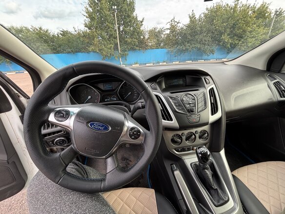 2012 Ford Focus III, белый, 800000 рублей - вид 10