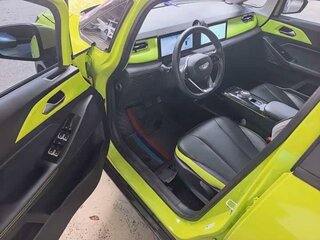 2023 Geely Geometry E 39.4 kWh, зелёный, 970401 рублей, вид 4