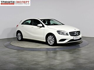 2014 Mercedes-Benz A-Класс 180 III (W176), белый, 1199000 рублей, вид 3