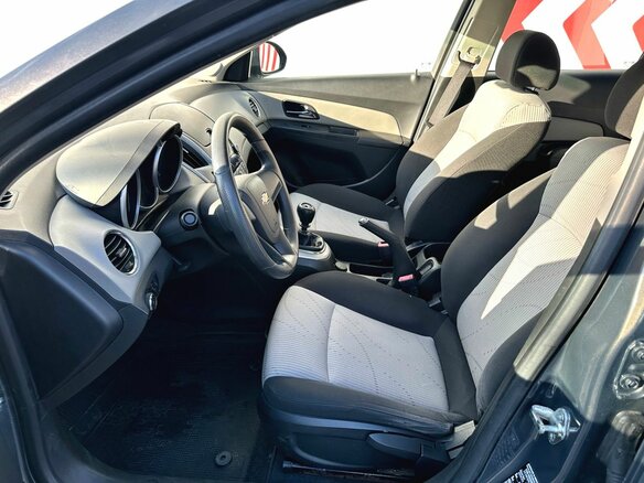 2013 Chevrolet Cruze I Рестайлинг, серый, 760000 рублей - вид 12