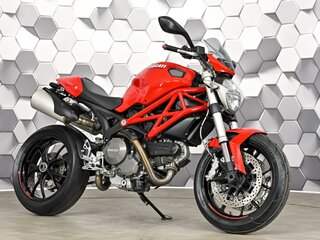 2011 Ducati Monster 796, красный, 485000 рублей, вид 1