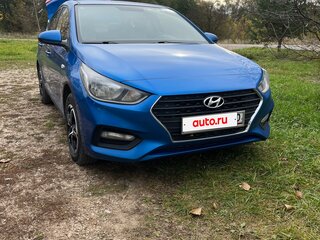 2017 Hyundai Solaris II, синий, 750000 рублей, вид 4
