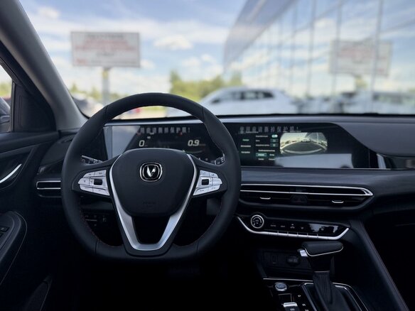 2024 Changan Eado Plus I, серый, 2589900 рублей - вид 11