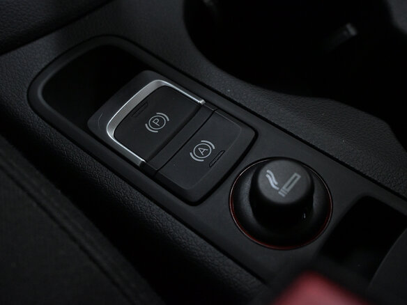 2013 Audi Q3 I (8U), синий, 2050000 рублей - вид 14