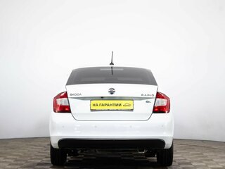 2018 Skoda Rapid I Рестайлинг, белый, 1299000 рублей, вид 5