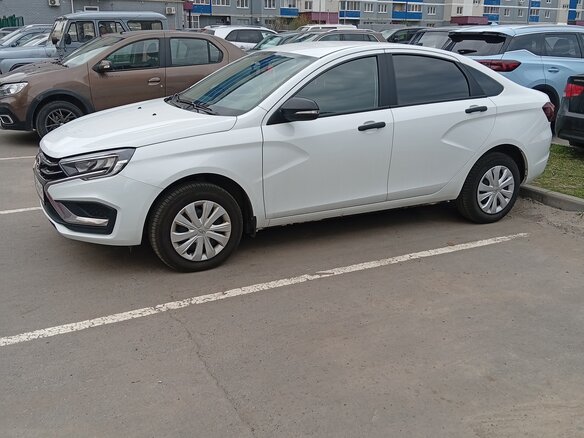 2025 Lada (ВАЗ) Vesta I Рестайлинг (NG), белый, 1252000 рублей - вид 3