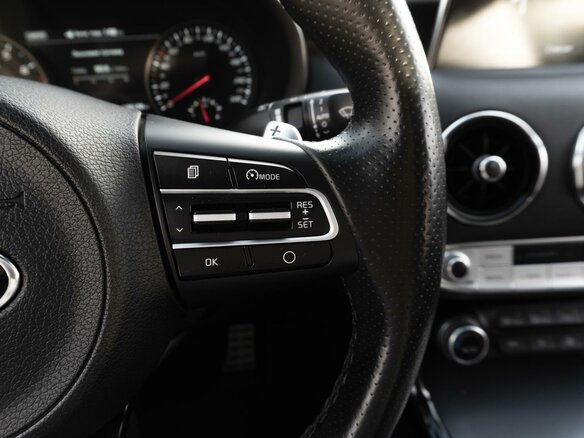 2019 Kia Stinger I, белый, 2569000 рублей - вид 16