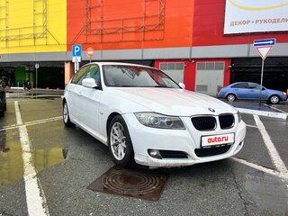 2010 BMW 3 серии 318i V (E90/E91/E92/E93) Рестайлинг, белый, 1030000 рублей, вид 3