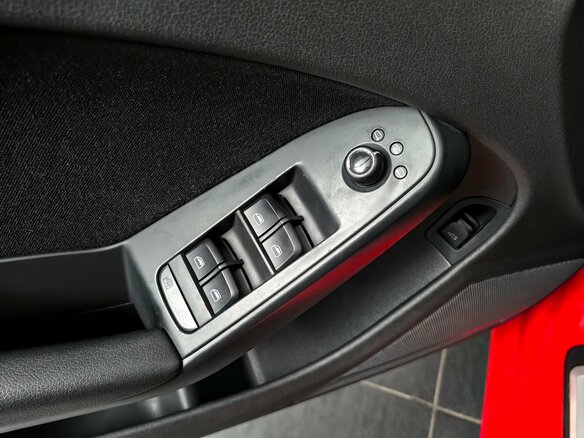 2011 Audi A4 IV (B8), красный, 909000 рублей - вид 19