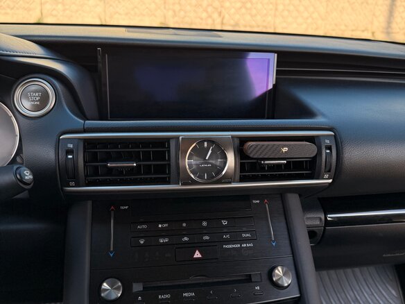 2018 Lexus IS 300 III Рестайлинг, чёрный, 3050000 рублей - вид 15