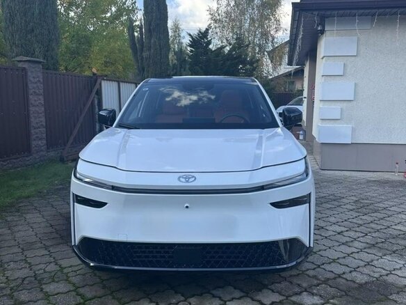 2026 Toyota bZ3X 58.3 kWh, белый, 2900000 рублей