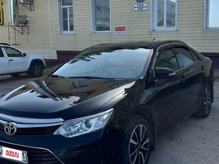 2017 Toyota Camry VII (XV50) Рестайлинг, чёрный, 1950000 рублей, вид 1