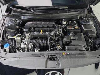 2023 Hyundai Avante VII Рестайлинг, чёрный, 1495000 рублей, вид 3