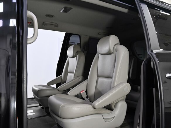 2018 Kia Carnival III, чёрный, 2085000 рублей - вид 13