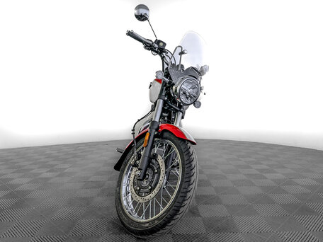 2026 Royal Enfield Classic 350, красный, 528000 рублей, вид 3