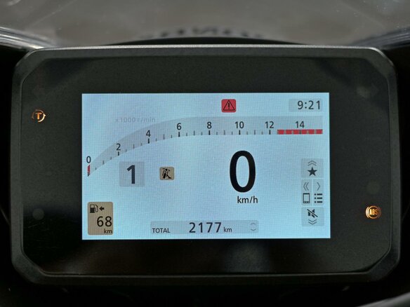 2024 Honda CBR 650R, чёрный, 1077000 рублей - вид 8