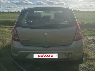 2011 Renault Sandero I, бежевый, 590000 рублей, вид 3