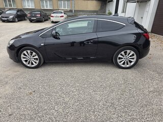 2012 Opel Astra GTC J Рестайлинг, чёрный, 800000 рублей, вид 4
