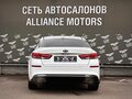 2019 Kia Optima IV Рестайлинг, белый, 2165000 рублей - вид 5