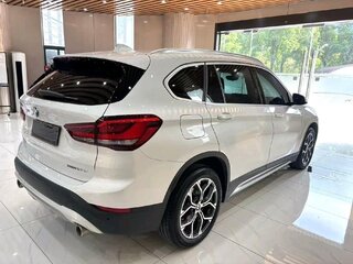 2022 BMW X1 Long 20Li sDrive II (F48) Рестайлинг, белый, 2320000 рублей, вид 4